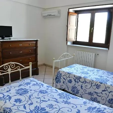 Villa Trullo Lavinia - *